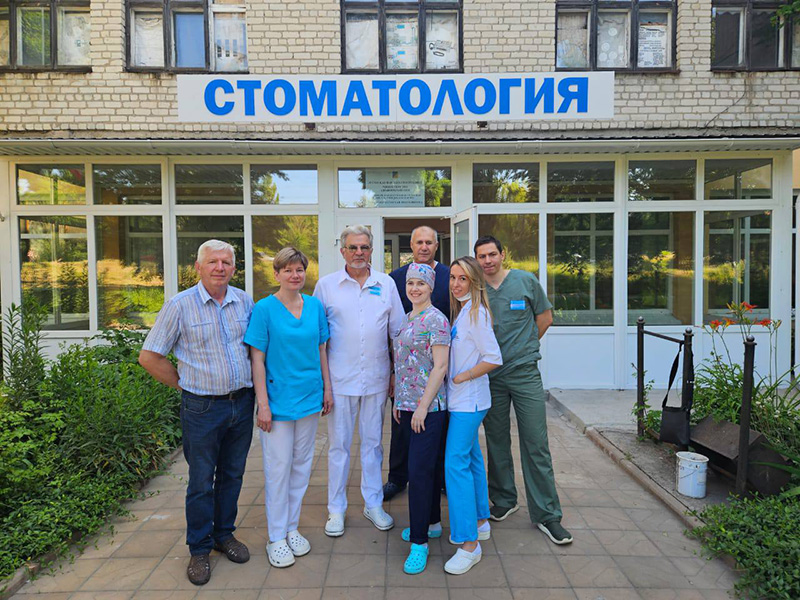 Калужские стоматологи ведут прием в Первомайске.
