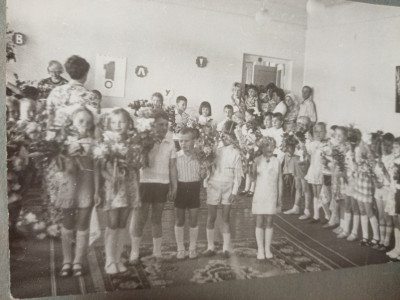 Детский сад п. Бабынино. 1 мая 1978 год.